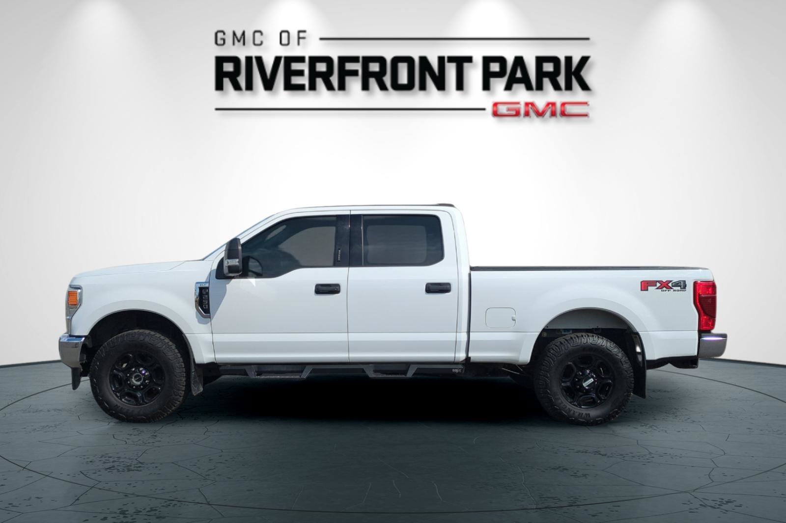Used 2020 Ford F250 XLT w/ XLT Value Package AWD/4WD image 6
