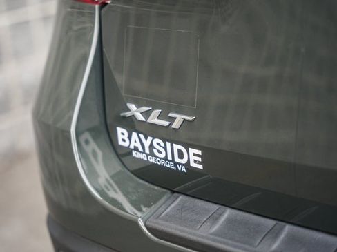 Used 2024 Ford Explorer XLT w/ Equipment Group 202A image 8