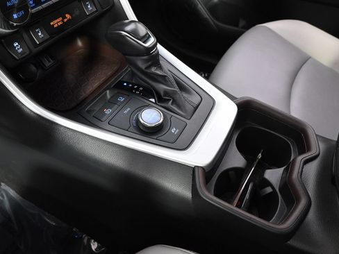 Used 2021 Toyota RAV4 Limited AWD/4WD image 32