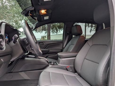 Used 2025 Chevrolet Colorado Trail Boss image 20