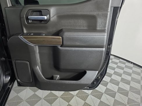 Used 2022 Chevrolet Silverado 1500 LT Trail Boss w/ Convenience Package II AWD/4WD image 36