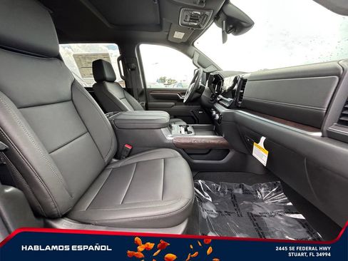 New 2026 GMC Sierra 2500 SLT w/ SLT Premium Package AWD/4WD image 20