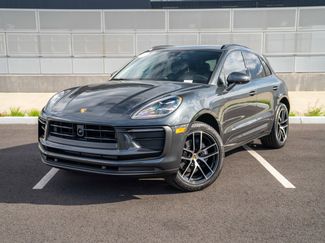 Certified 2023 Porsche Macan AWD/4WD video 1