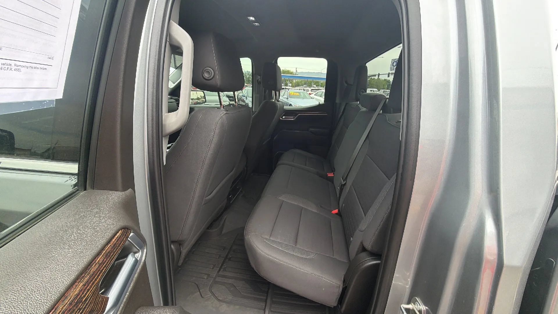 Used 2023 GMC Sierra 1500 SLE w/ Enhanced Capability Package AWD/4WD image 14