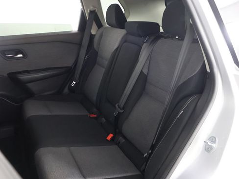 Used 2023 Nissan Rogue SV AWD/4WD image 28