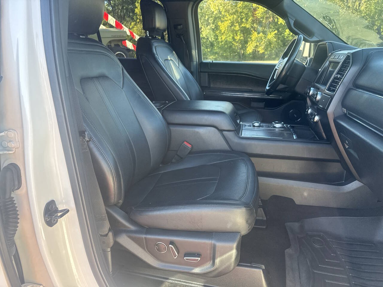 Used 2019 Ford Expedition Max Limited w/ Special Edition Package AWD/4WD image 38