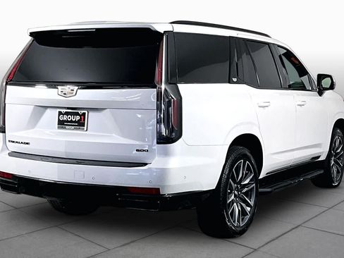 Used 2021 Cadillac Escalade Sport Platinum AWD/4WD image 13