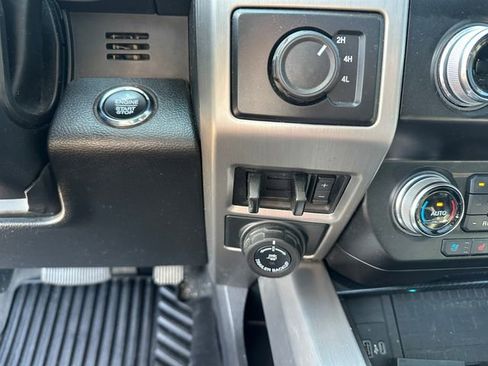 Used 2021 Ford F250 Platinum image 21