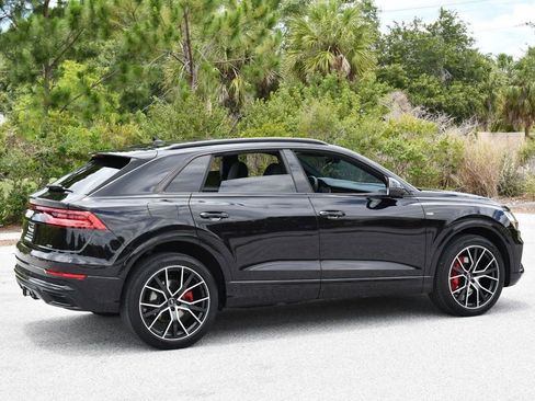 Used 2020 Audi Q8 Premium Plus w/ Premium Plus Package AWD/4WD image 34