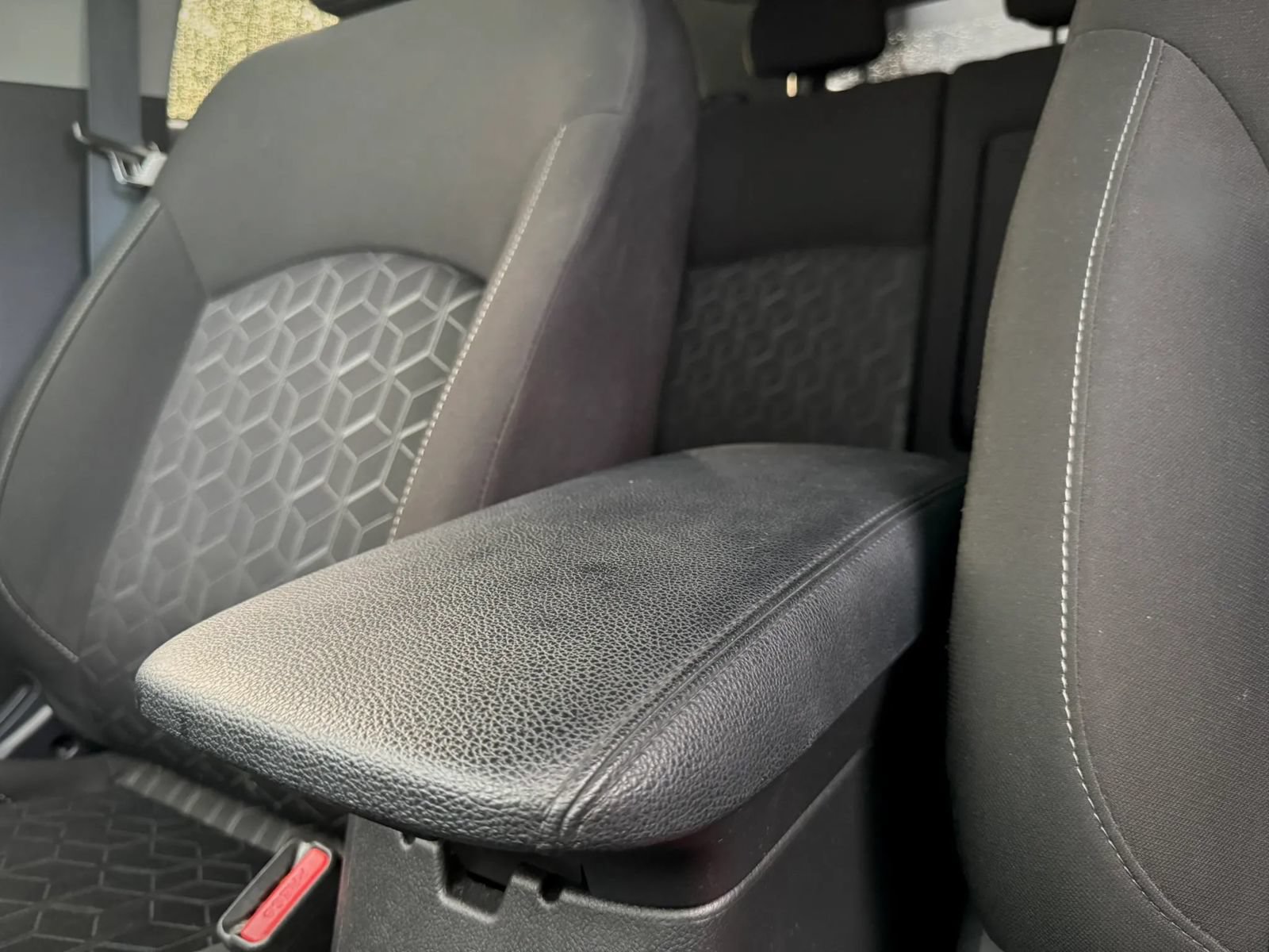 Used 2023 Mitsubishi Outlander Sport AWD image 27