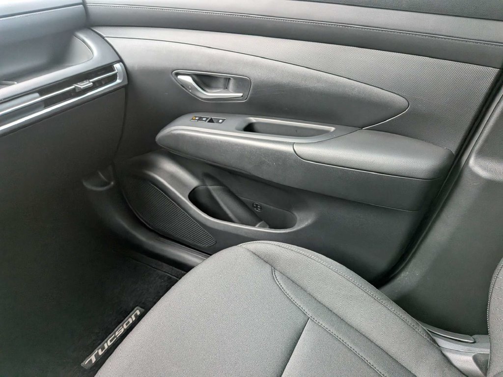 Used 2026 Hyundai Tucson SE FWD image 22