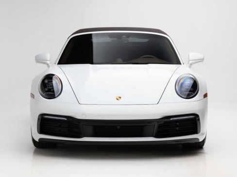 Used 2024 Porsche 911 Carrera image 21