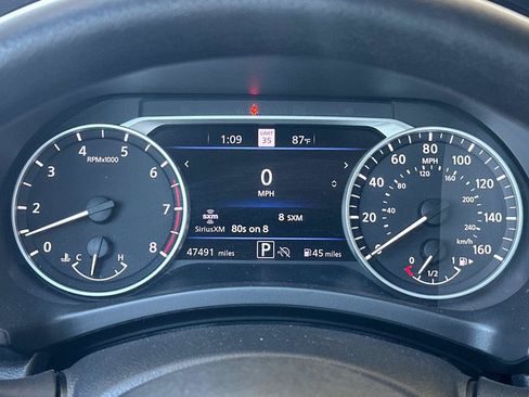Certified 2025 Nissan Sentra SV FWD image 23