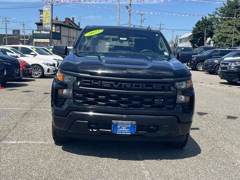 Used 2022 Chevrolet Silverado 1500 Custom w/ LPO, Dark Essentials Package AWD/4WD image 2