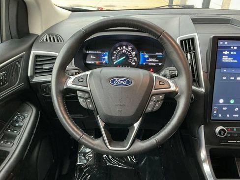 Used 2024 Ford Edge Titanium w/ Equipment Group 301A AWD/4WD image 12