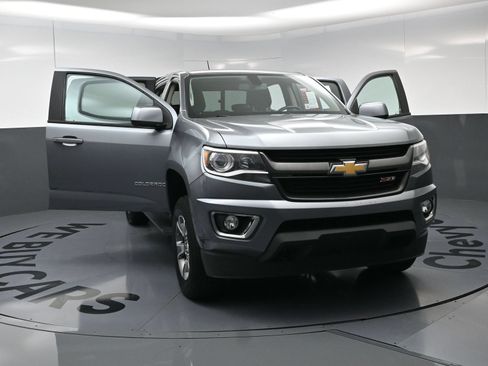 Used 2020 Chevrolet Colorado Z71 AWD/4WD image 24