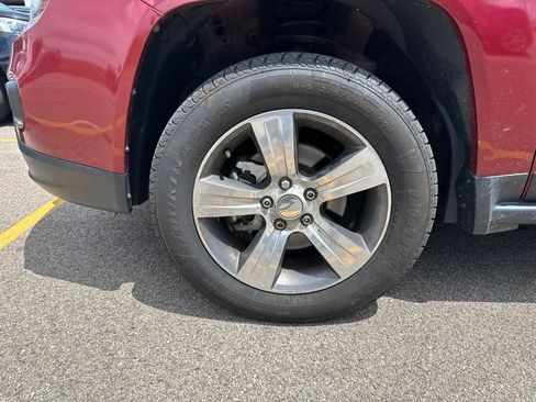 Used 2017 Jeep Compass High Altitude AWD/4WD image 17