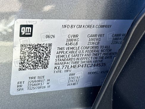 New 2026 Chevrolet Trax LT w/ Sunroof Package FWD image 32