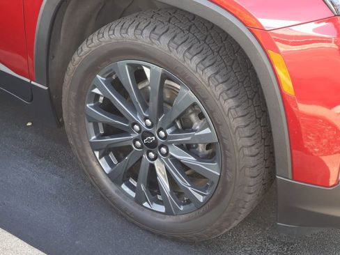 Used 2023 Chevrolet Traverse RS w/ LPO, Cargo Package image 6