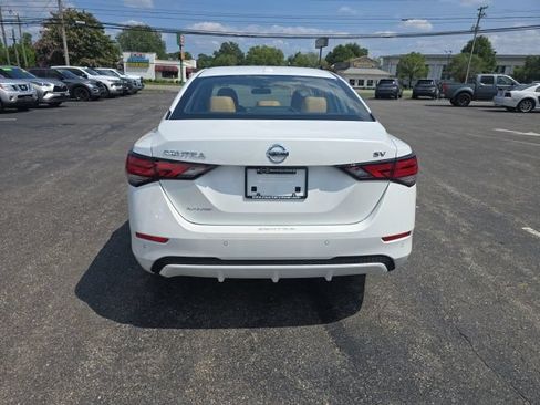 Used 2023 Nissan Sentra SV w/ SV Premium Package FWD image 5