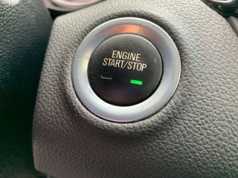 Used 2019 Buick Envision Essence image 32