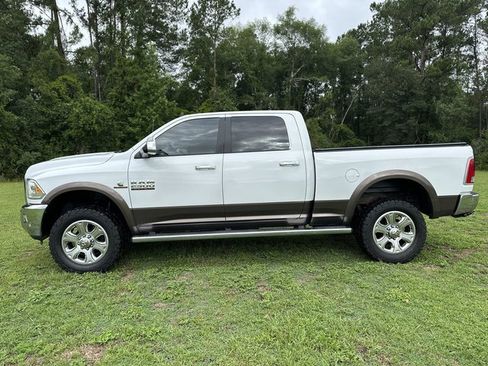 Used 2017 RAM 2500 Laramie AWD/4WD image 9