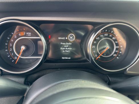 Used 2020 Jeep Wrangler Sport image 21