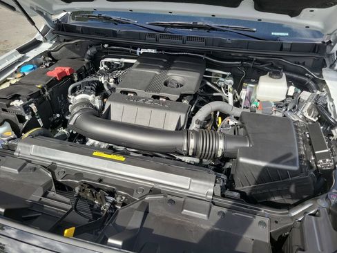 New 2026 Nissan Frontier SV w/ SV Convenience Package image 38