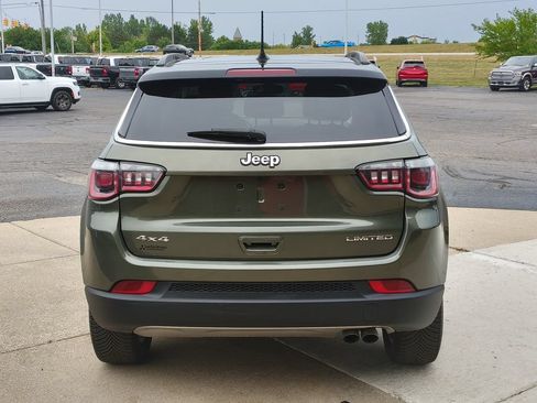 Used 2018 Jeep Compass Limited AWD/4WD image 6