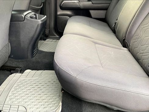 Used 2019 Toyota Tacoma TRD Off-Road image 17