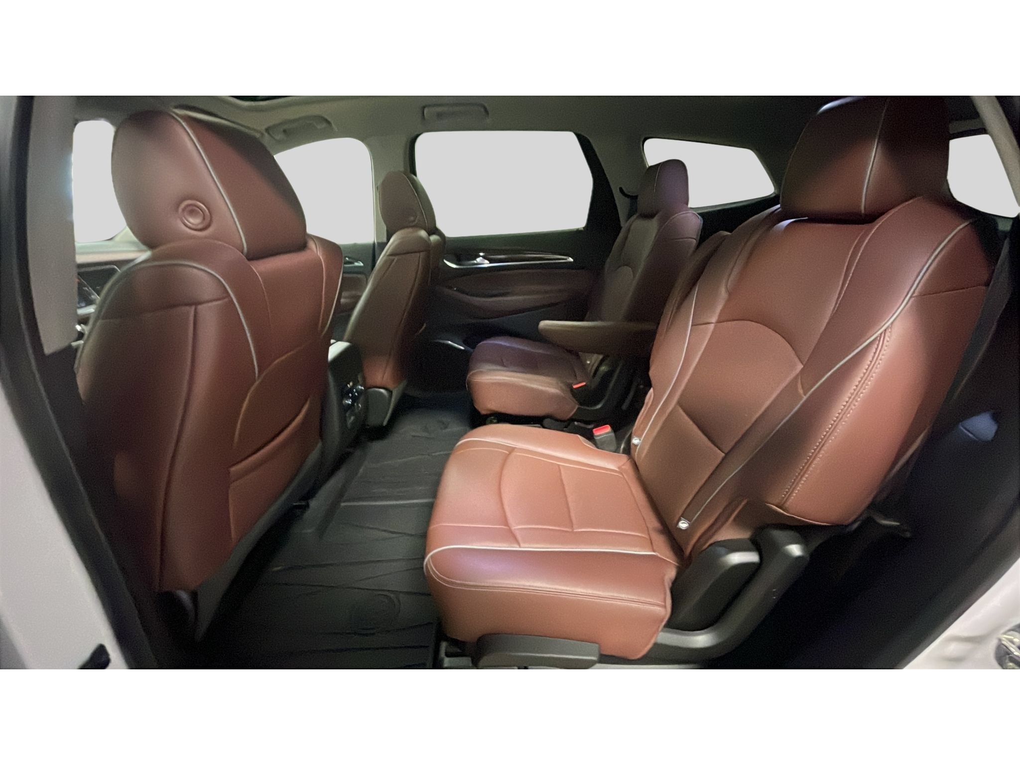 Used 2021 Buick Enclave Avenir w/ Avenir Technology Package AWD/4WD image 15