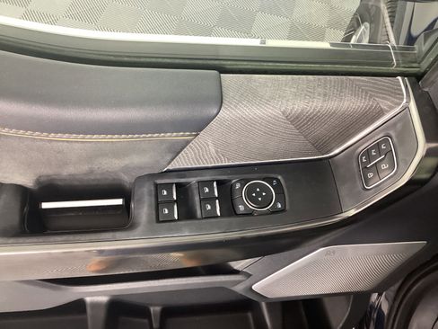 Used 2022 Ford F150 Platinum image 27