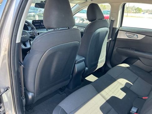 Used 2024 Kia Forte LXS w/ LXS Technology Package image 37