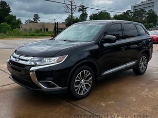 Used 2016 Mitsubishi Outlander SE AWD/4WD video 1