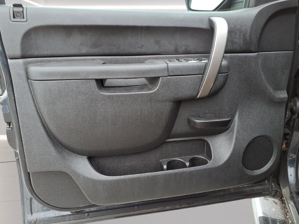 Used 2013 Chevrolet Silverado 1500 LT w/ All-Star Edition RWD image 12