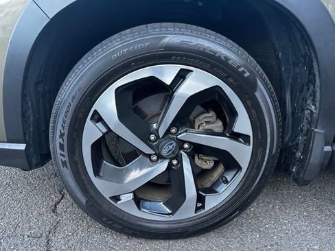 Certified 2024 Subaru Forester Touring AWD/4WD image 39