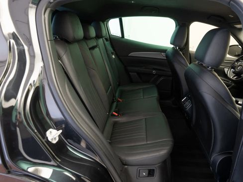 Used 2024 Maserati Grecale GT image 17