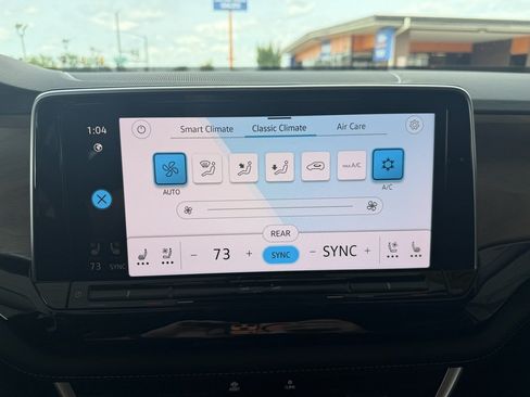 Used 2026 Volkswagen Atlas SE AWD/4WD image 18