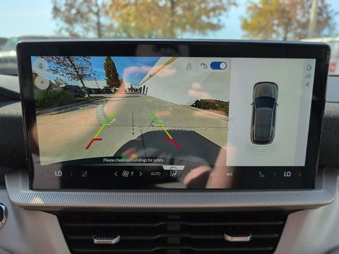 New 2026 Ford Explorer Active w/ Active Comfort Package image 25