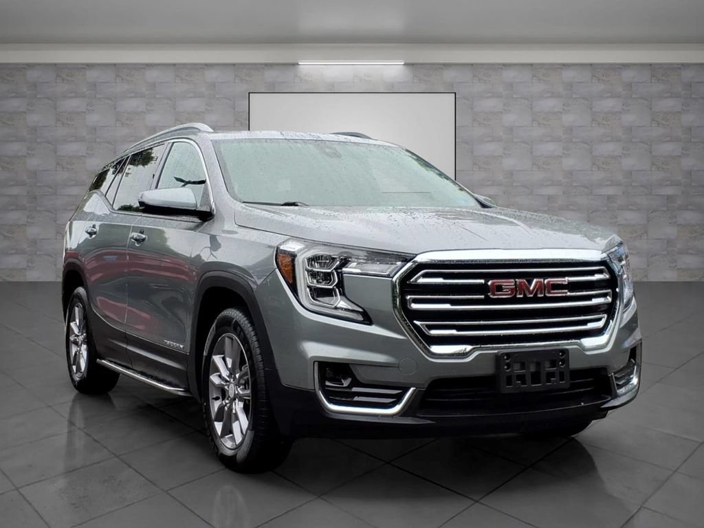 Used 2023 GMC Terrain SLT AWD/4WD image 1
