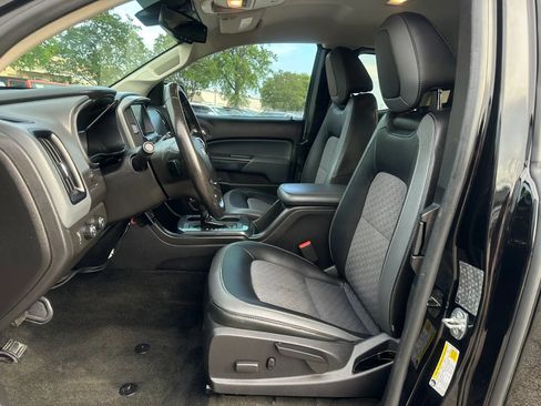 Used 2018 Chevrolet Colorado Z71 AWD/4WD image 13