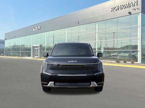 New 2026 Kia EV9 Land image 2