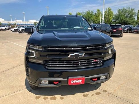 Used 2021 Chevrolet Silverado 1500 LT Trail Boss AWD/4WD image 2
