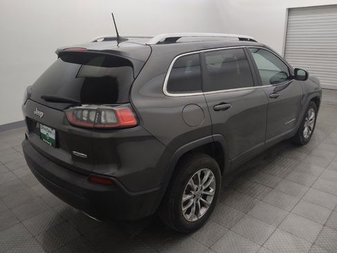 Used 2021 Jeep Cherokee Latitude Lux w/ Comfort/Convenience Group FWD image 9
