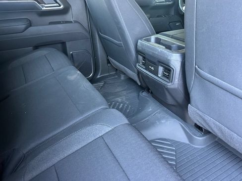 Used 2025 Chevrolet Silverado 1500 LT Trail Boss w/ Convenience Package II AWD/4WD image 18