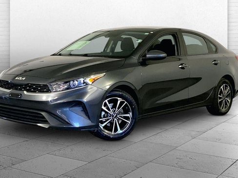 Certified 2024 Kia Forte LXS image 12