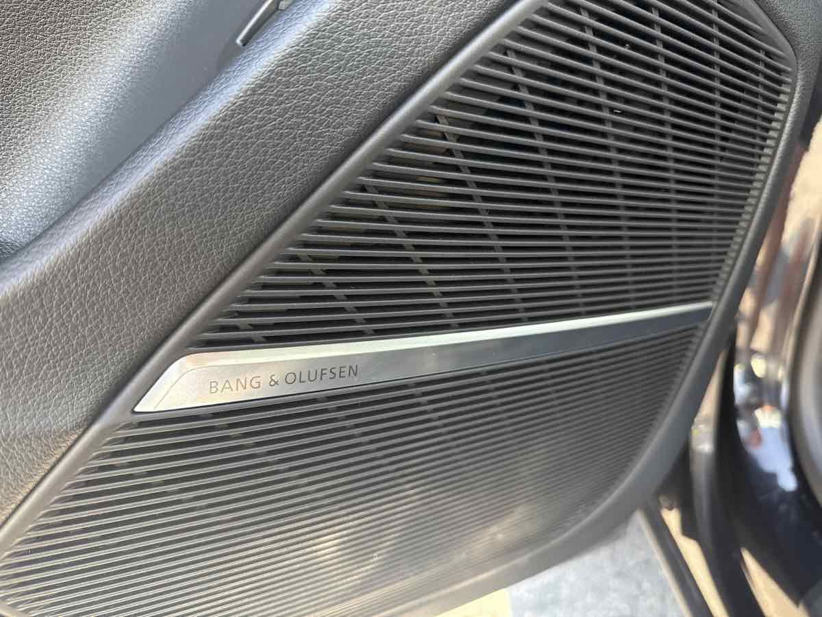 Used 2019 Audi Q8 Premium Plus AWD/4WD image 12
