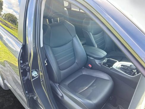Used 2024 Toyota RAV4 XLE Premium FWD image 33