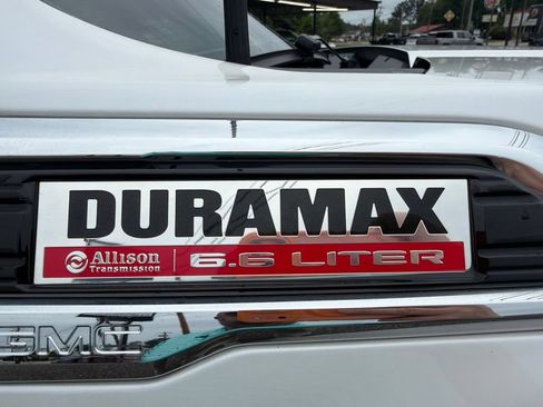 Used 2020 GMC Sierra 3500 Denali w/ Denali Ultimate Package AWD/4WD image 19