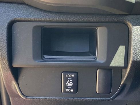 Used 2016 Toyota Tacoma TRD Sport w/ Towing Package RWD image 30